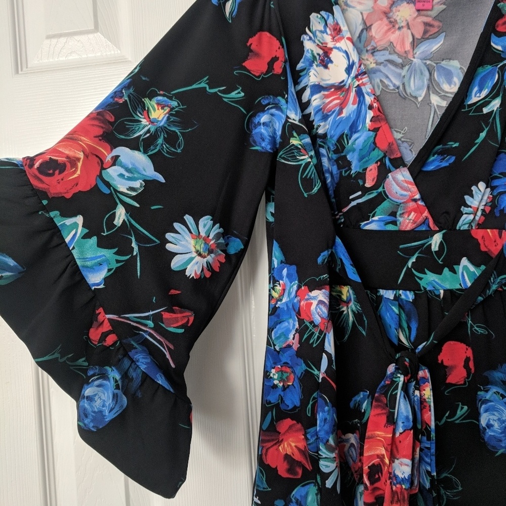 Flared top